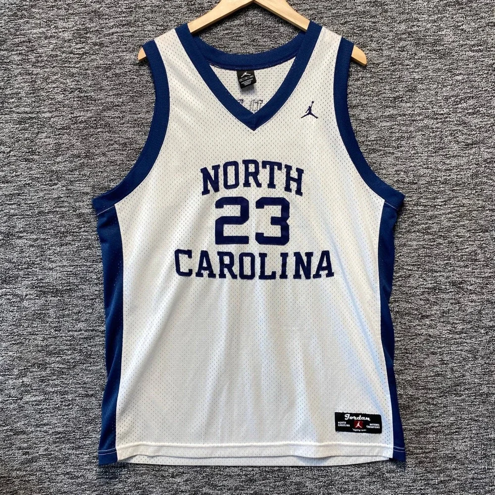 Y2K Jordan Mens North Carolina Tar Heels 23 Basketball Jersey Eighty Two Size XL